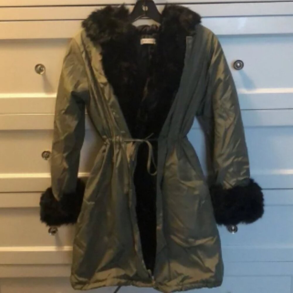 NWOT MISSLOOK Green Coat with Faux Fur